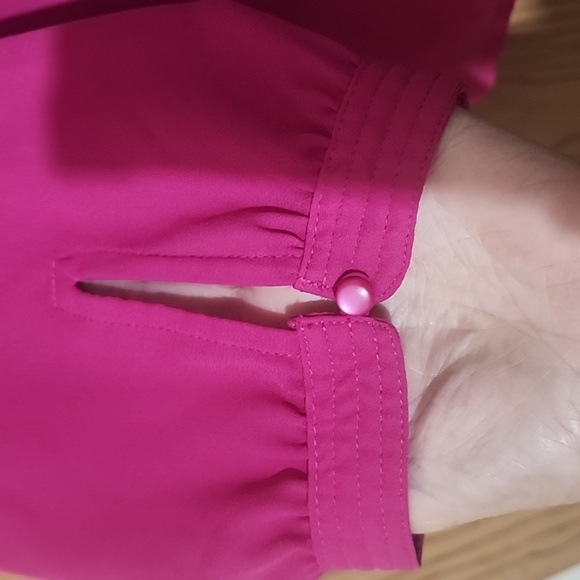 Worthington Fushia Pink Blouse - Picture 3 of 4